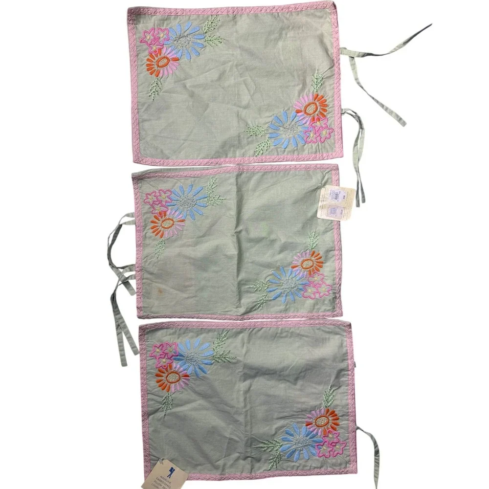 Pottery Barn Kids Madeline Embroidered Pillow Shams Set of3 Sage Green 16x12 NWT